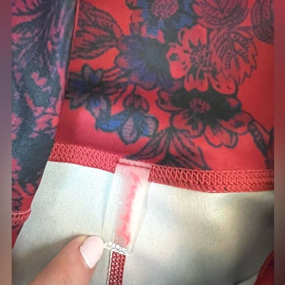 FREE PEOPLE Movement Burgundy Combo Ashford Lose Leggings Size Small - Picture 5 of 8